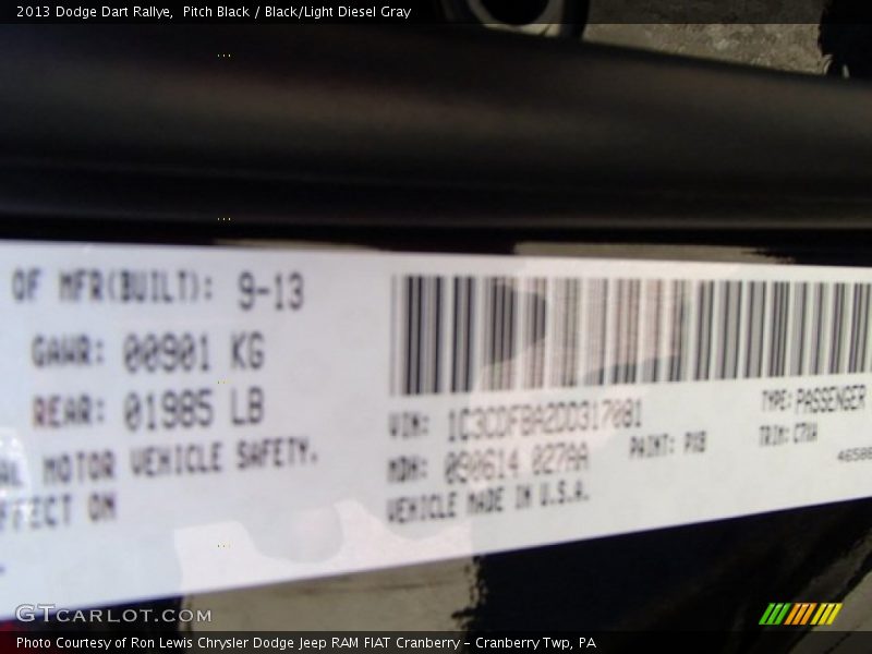 Pitch Black / Black/Light Diesel Gray 2013 Dodge Dart Rallye