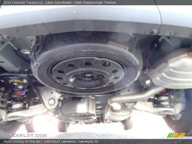 Cyber Grey Metallic / Dark Titanium/Light Titanium 2014 Chevrolet Traverse LS
