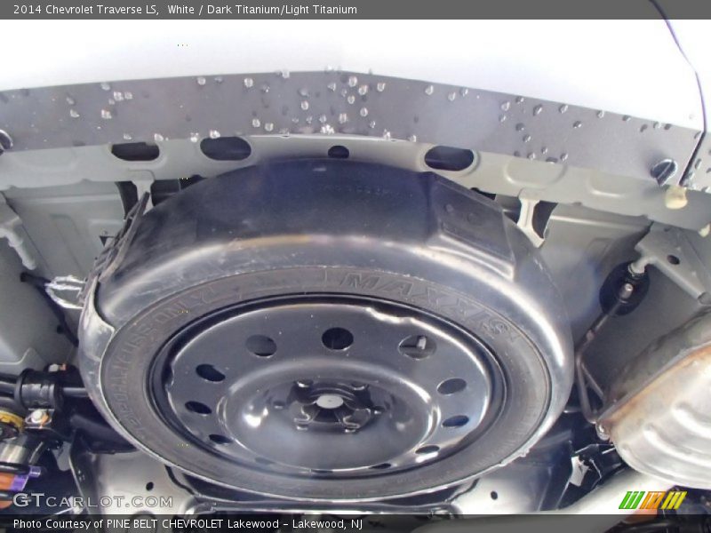 White / Dark Titanium/Light Titanium 2014 Chevrolet Traverse LS
