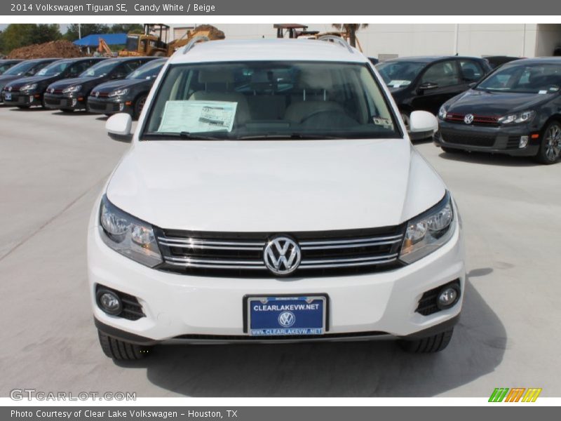 Candy White / Beige 2014 Volkswagen Tiguan SE