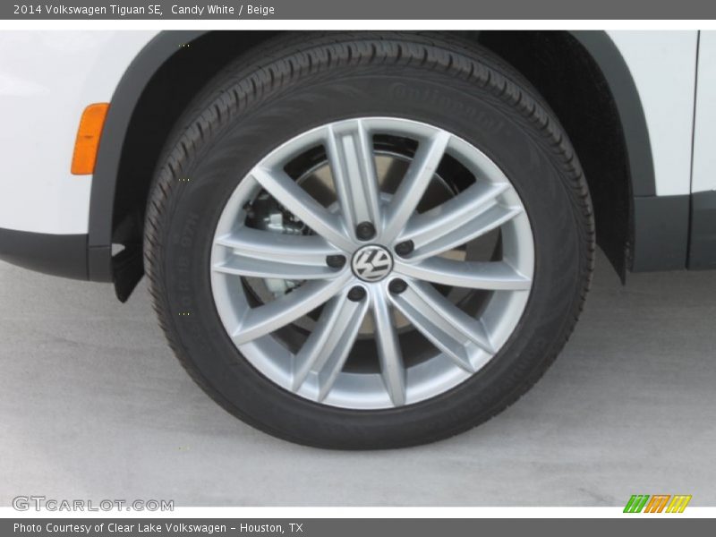 Candy White / Beige 2014 Volkswagen Tiguan SE