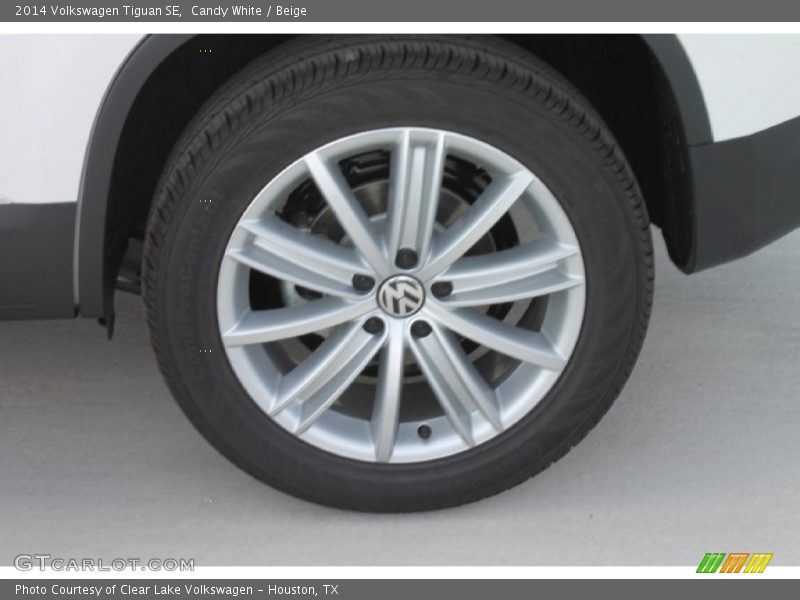 Candy White / Beige 2014 Volkswagen Tiguan SE