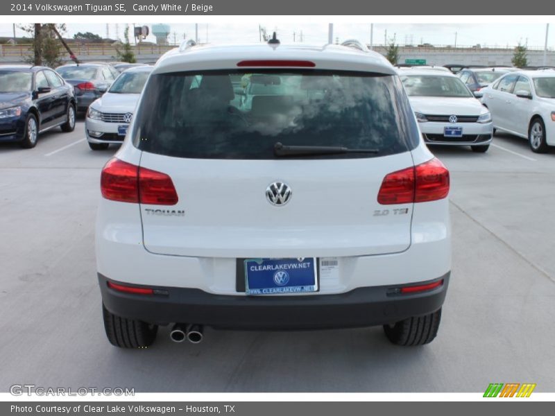 Candy White / Beige 2014 Volkswagen Tiguan SE