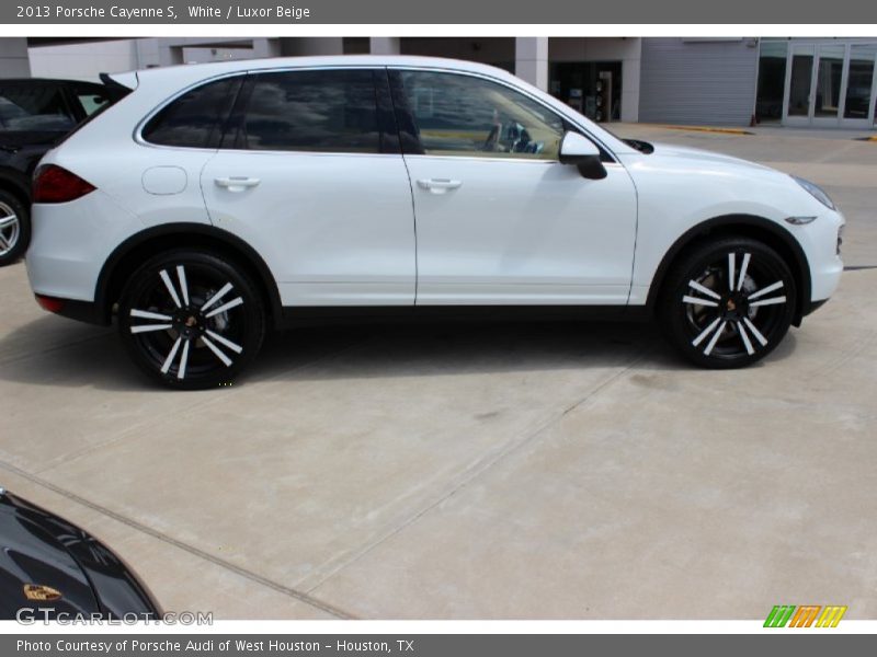 White / Luxor Beige 2013 Porsche Cayenne S