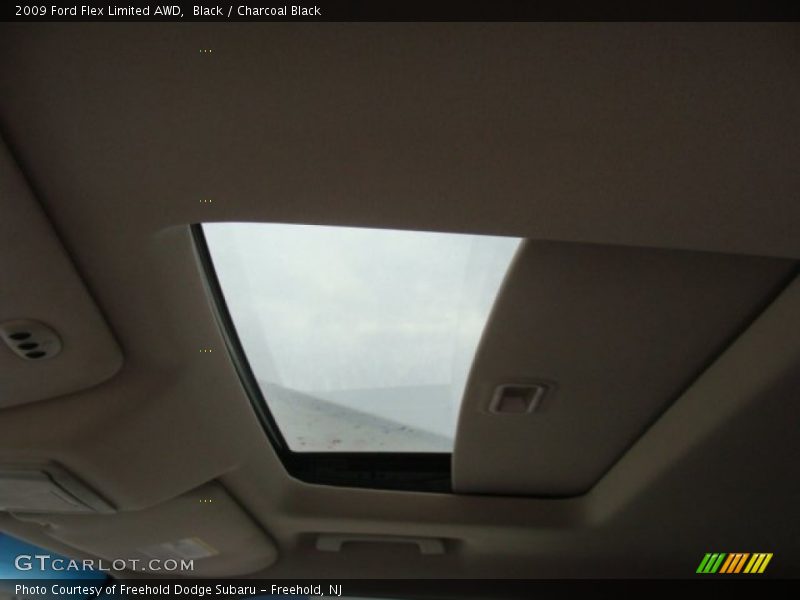 Black / Charcoal Black 2009 Ford Flex Limited AWD