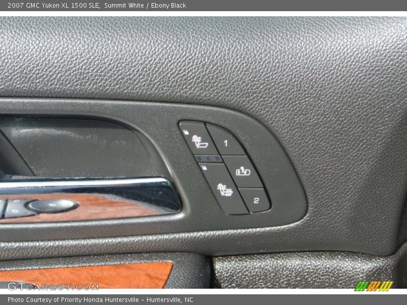 Summit White / Ebony Black 2007 GMC Yukon XL 1500 SLE