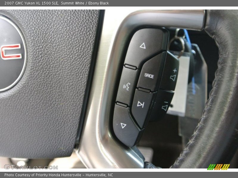 Summit White / Ebony Black 2007 GMC Yukon XL 1500 SLE