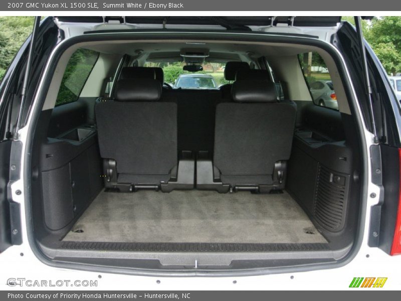Summit White / Ebony Black 2007 GMC Yukon XL 1500 SLE