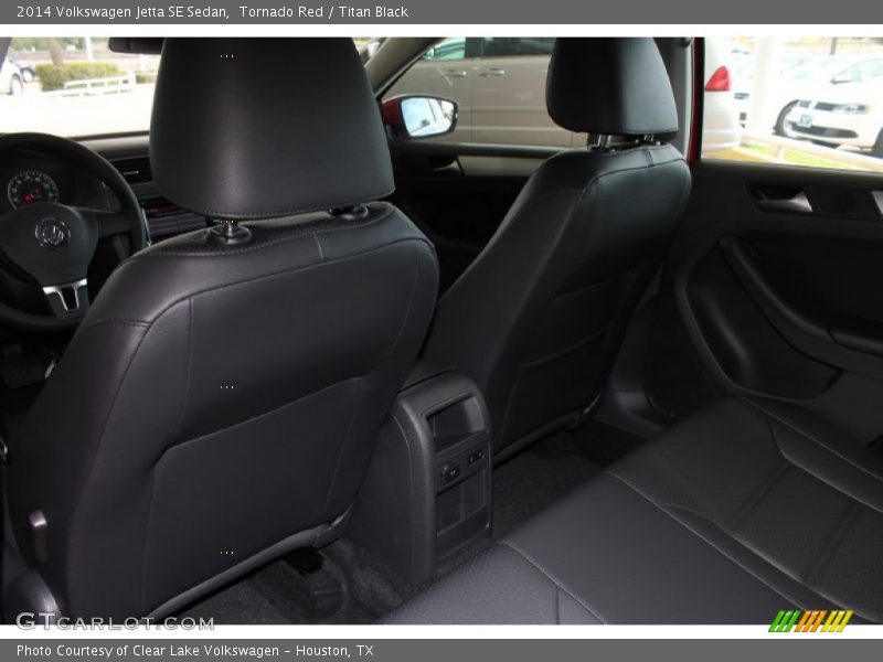 Tornado Red / Titan Black 2014 Volkswagen Jetta SE Sedan