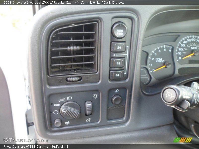 Summit White / Dark Charcoal 2003 Chevrolet Silverado 1500 LS Regular Cab 4x4