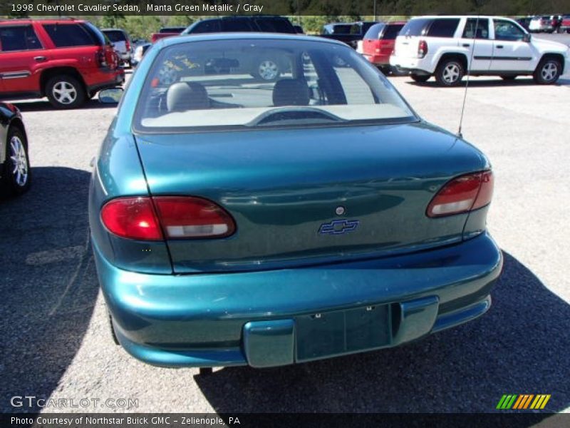 Manta Green Metallic / Gray 1998 Chevrolet Cavalier Sedan