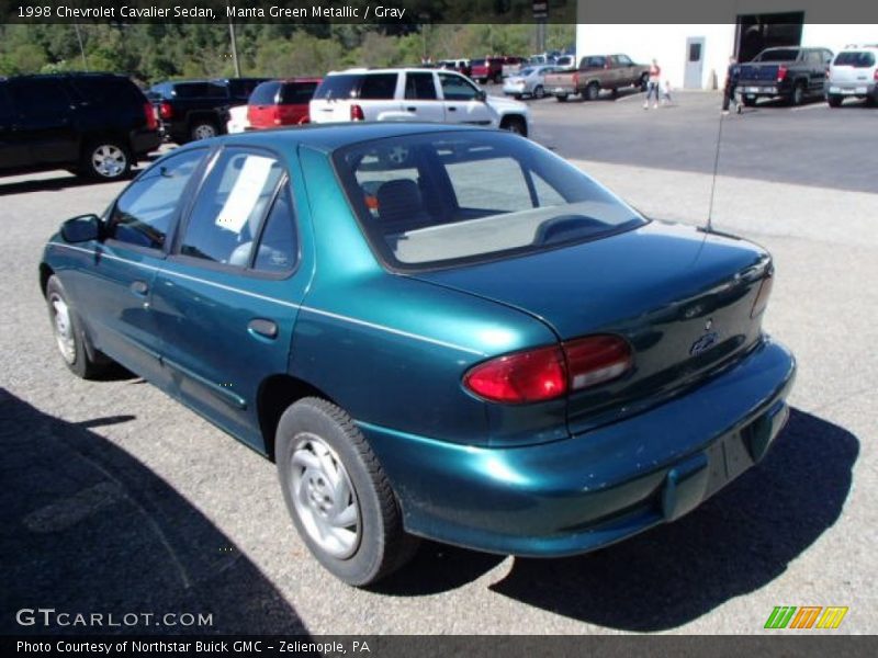 Manta Green Metallic / Gray 1998 Chevrolet Cavalier Sedan