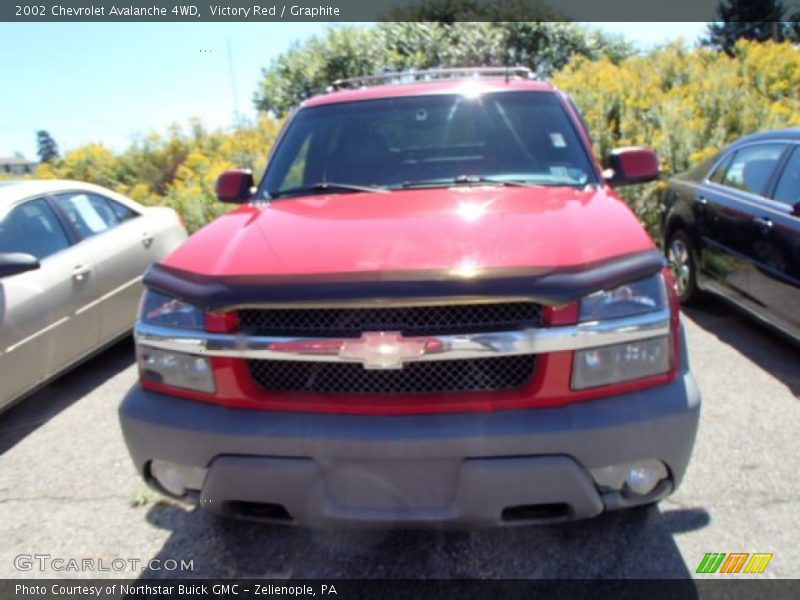 Victory Red / Graphite 2002 Chevrolet Avalanche 4WD
