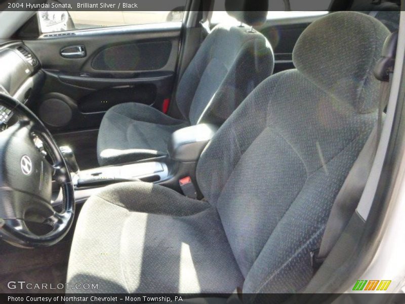 Brilliant Silver / Black 2004 Hyundai Sonata