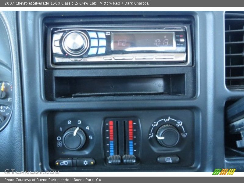 Victory Red / Dark Charcoal 2007 Chevrolet Silverado 1500 Classic LS Crew Cab