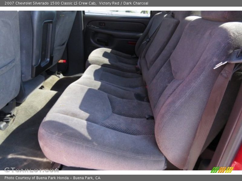 Victory Red / Dark Charcoal 2007 Chevrolet Silverado 1500 Classic LS Crew Cab