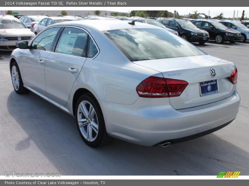 Reflex Silver Metallic / Titan Black 2014 Volkswagen Passat TDI SE