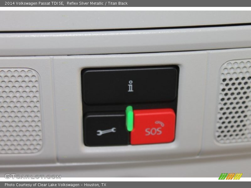 Reflex Silver Metallic / Titan Black 2014 Volkswagen Passat TDI SE