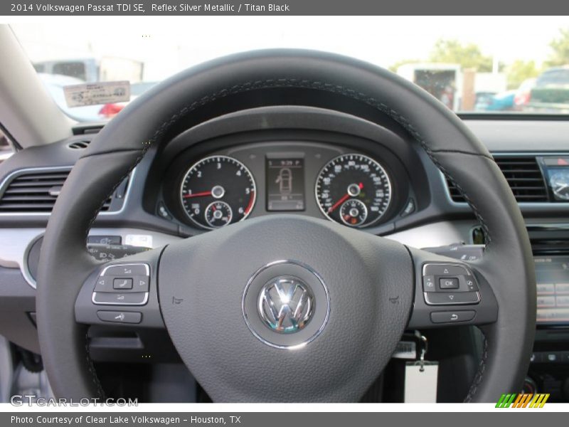Reflex Silver Metallic / Titan Black 2014 Volkswagen Passat TDI SE