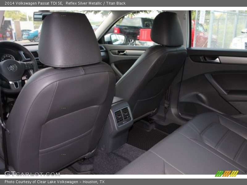 Reflex Silver Metallic / Titan Black 2014 Volkswagen Passat TDI SE