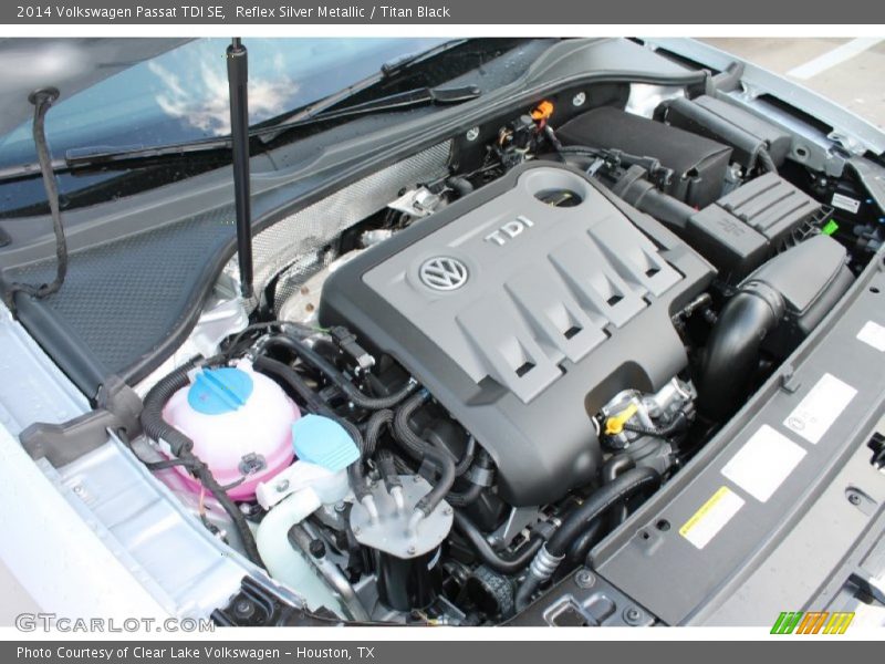 Reflex Silver Metallic / Titan Black 2014 Volkswagen Passat TDI SE