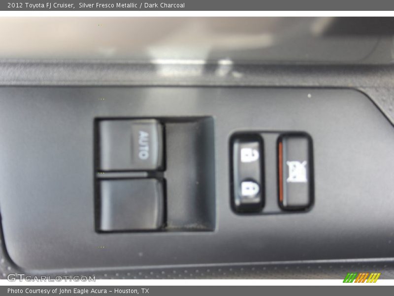 Silver Fresco Metallic / Dark Charcoal 2012 Toyota FJ Cruiser