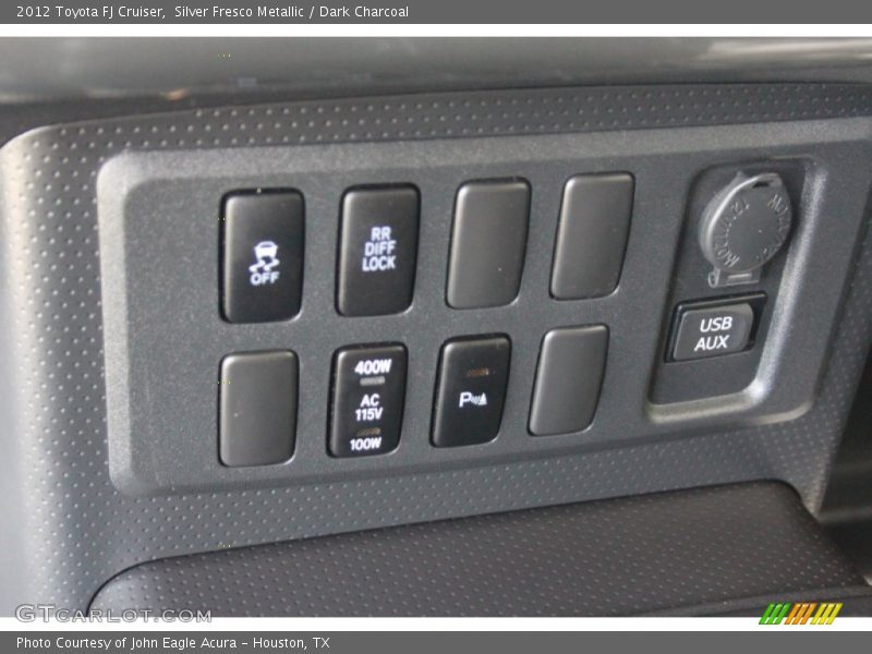 Silver Fresco Metallic / Dark Charcoal 2012 Toyota FJ Cruiser