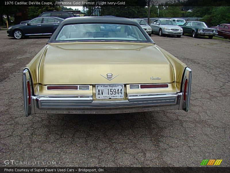 Florentine Gold Firemist / Light Ivory-Gold 1976 Cadillac DeVille Coupe