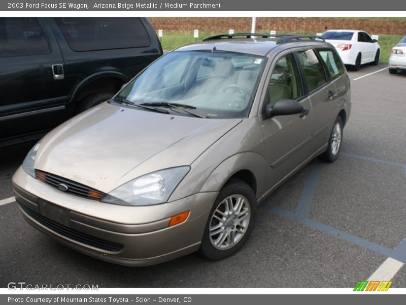 Arizona Beige Metallic / Medium Parchment 2003 Ford Focus SE Wagon