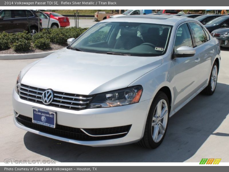 Reflex Silver Metallic / Titan Black 2014 Volkswagen Passat TDI SE
