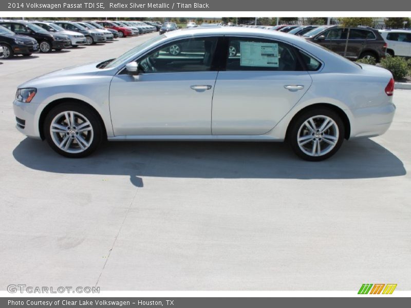 Reflex Silver Metallic / Titan Black 2014 Volkswagen Passat TDI SE