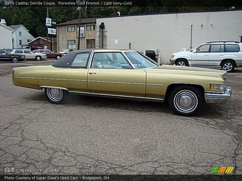 Florentine Gold Firemist / Light Ivory-Gold 1976 Cadillac DeVille Coupe