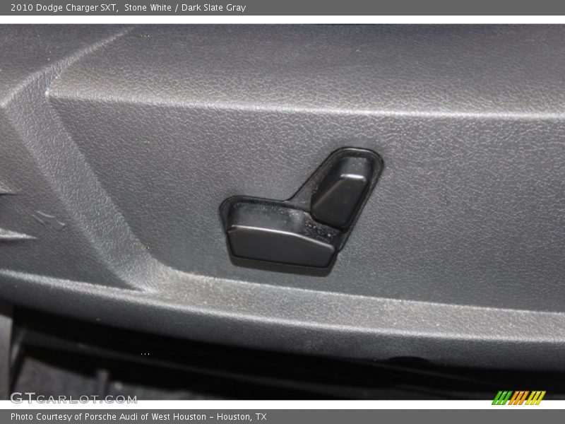 Stone White / Dark Slate Gray 2010 Dodge Charger SXT