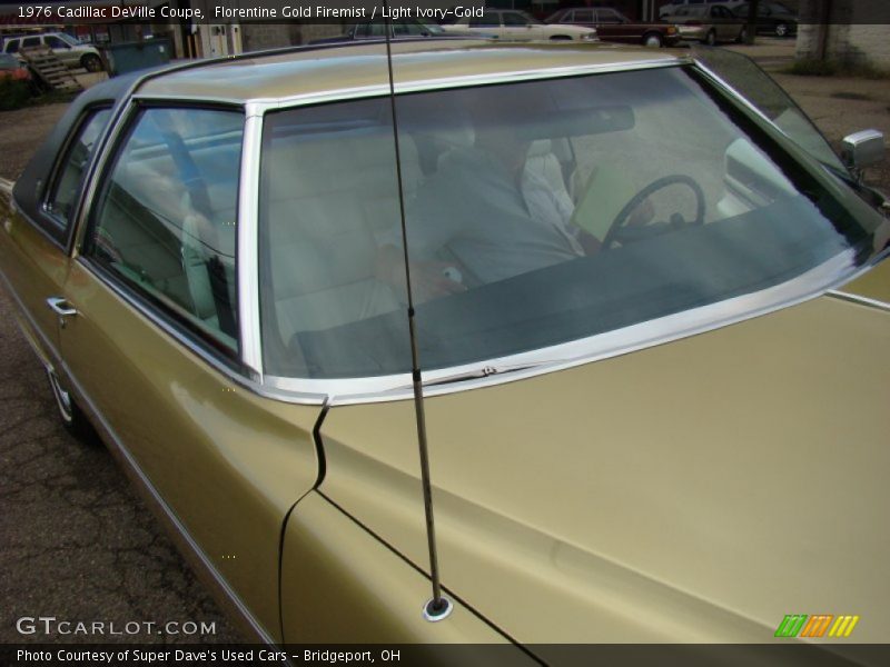 Florentine Gold Firemist / Light Ivory-Gold 1976 Cadillac DeVille Coupe