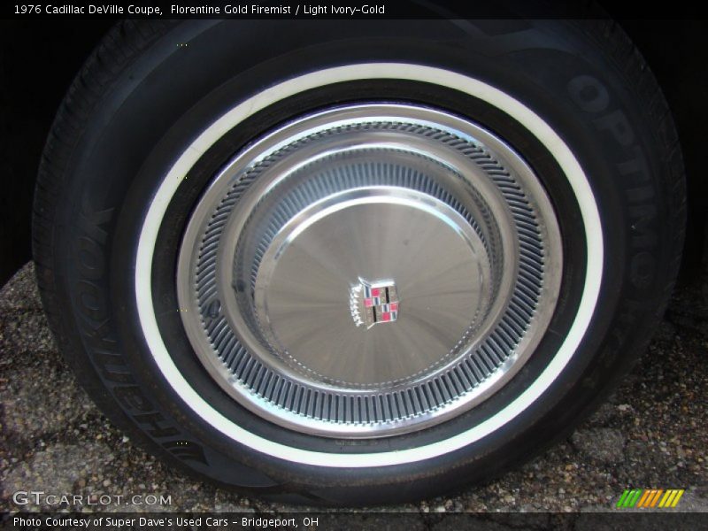 Florentine Gold Firemist / Light Ivory-Gold 1976 Cadillac DeVille Coupe