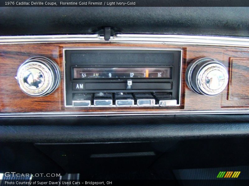 Florentine Gold Firemist / Light Ivory-Gold 1976 Cadillac DeVille Coupe