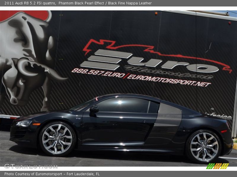 Phantom Black Pearl Effect / Black Fine Nappa Leather 2011 Audi R8 5.2 FSI quattro