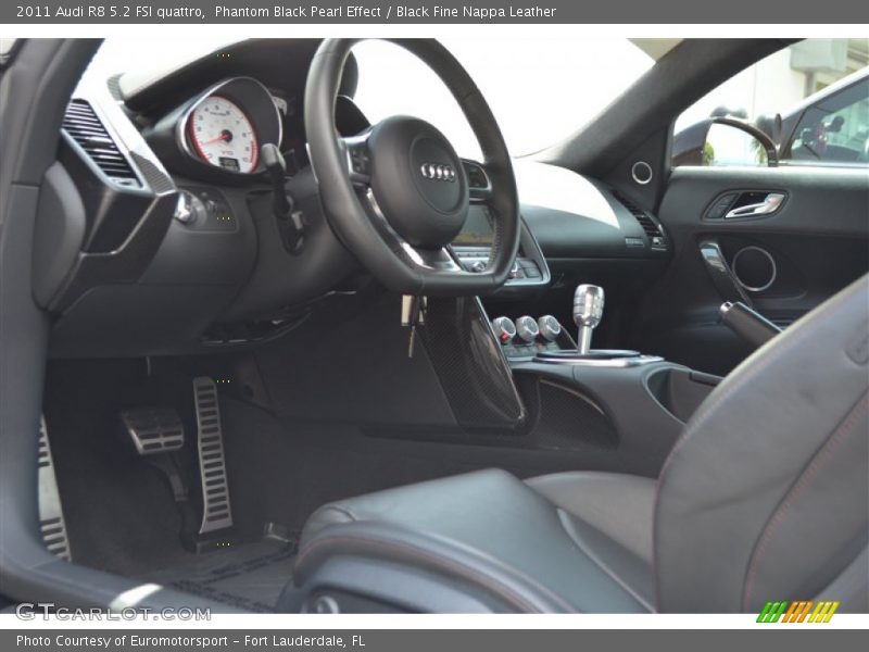 Phantom Black Pearl Effect / Black Fine Nappa Leather 2011 Audi R8 5.2 FSI quattro