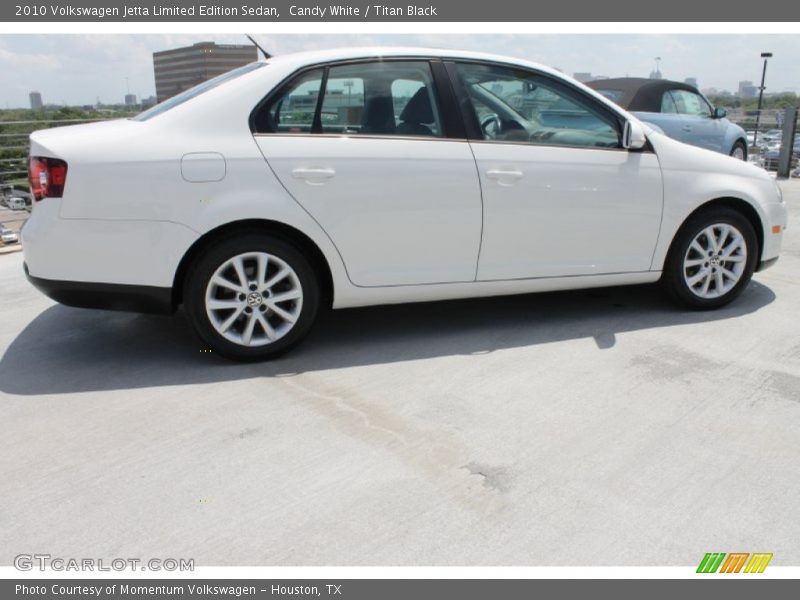 Candy White / Titan Black 2010 Volkswagen Jetta Limited Edition Sedan
