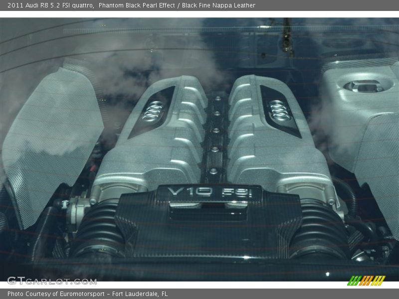  2011 R8 5.2 FSI quattro Engine - 5.2 Liter FSI DOHC 40-Valve VVT V10