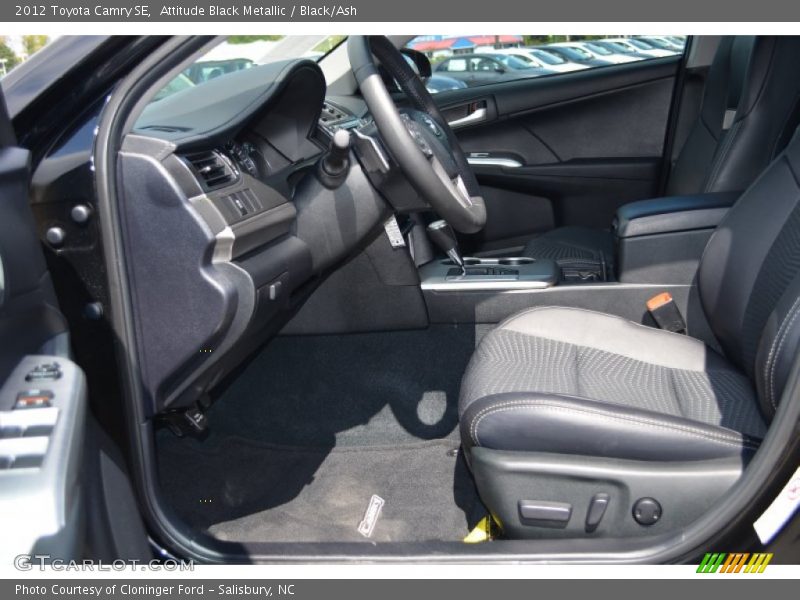 Attitude Black Metallic / Black/Ash 2012 Toyota Camry SE