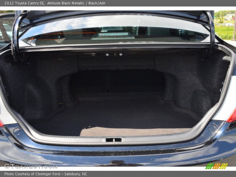 Attitude Black Metallic / Black/Ash 2012 Toyota Camry SE