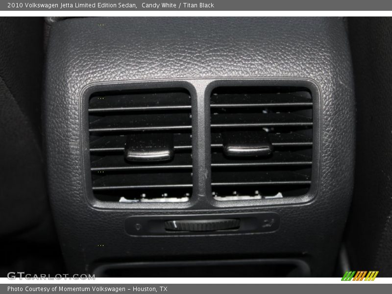 Candy White / Titan Black 2010 Volkswagen Jetta Limited Edition Sedan