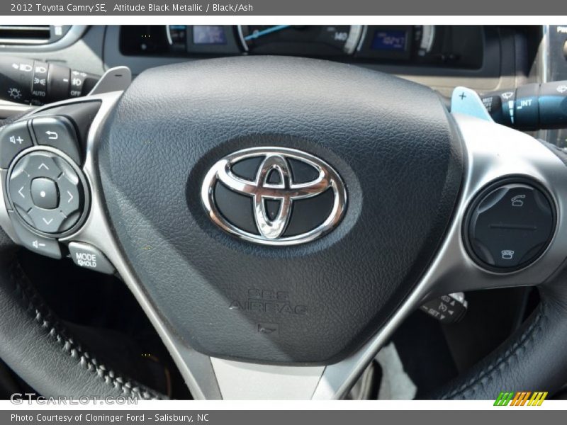 Attitude Black Metallic / Black/Ash 2012 Toyota Camry SE