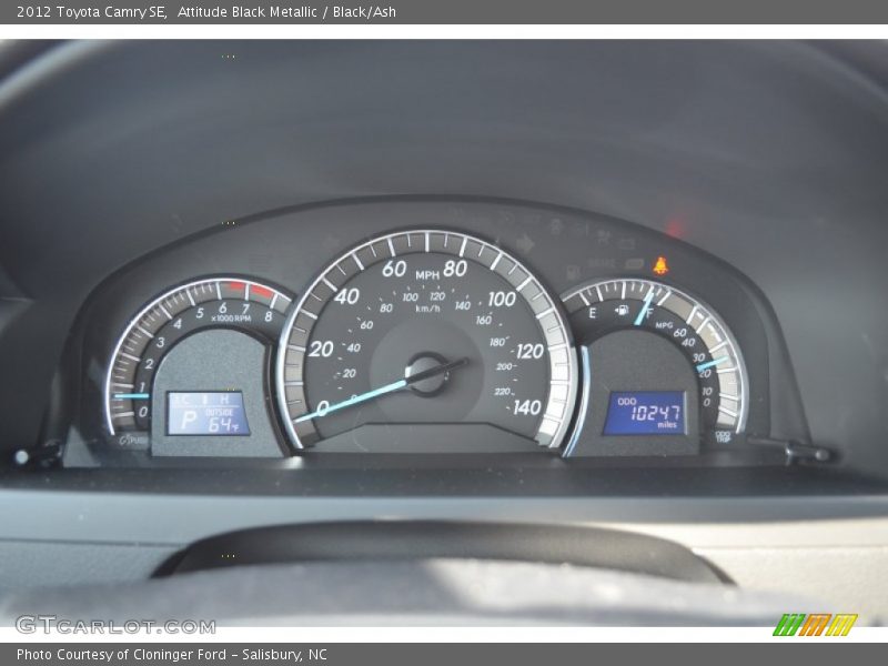 Attitude Black Metallic / Black/Ash 2012 Toyota Camry SE