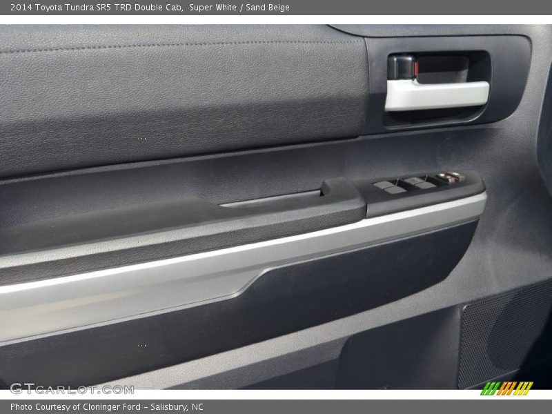 Super White / Sand Beige 2014 Toyota Tundra SR5 TRD Double Cab