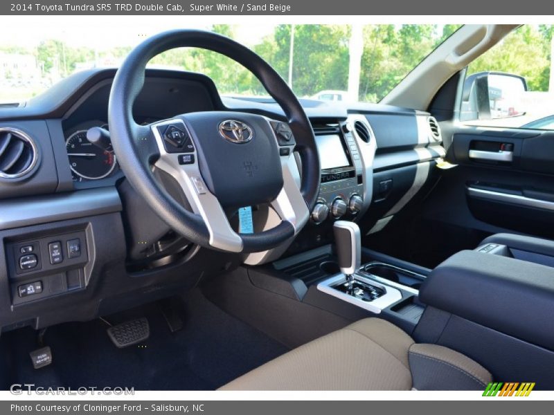 Super White / Sand Beige 2014 Toyota Tundra SR5 TRD Double Cab