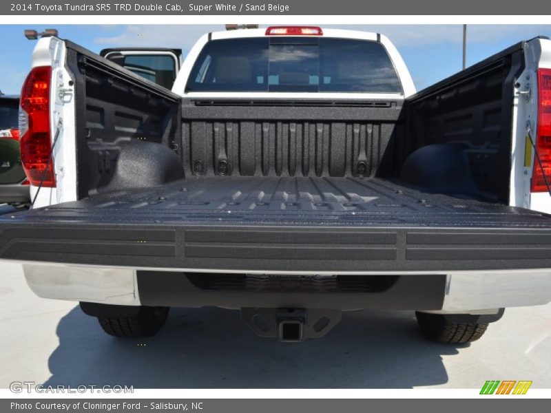 Super White / Sand Beige 2014 Toyota Tundra SR5 TRD Double Cab