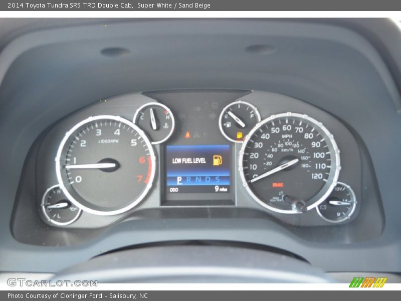 Super White / Sand Beige 2014 Toyota Tundra SR5 TRD Double Cab