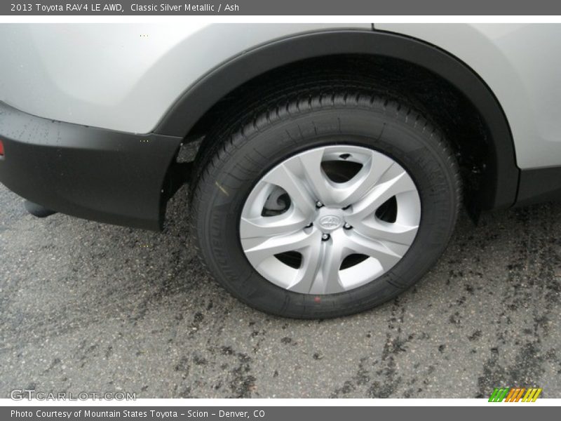 Classic Silver Metallic / Ash 2013 Toyota RAV4 LE AWD